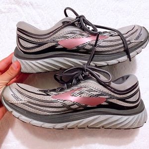 Brooks Glycerin 15 running shoe